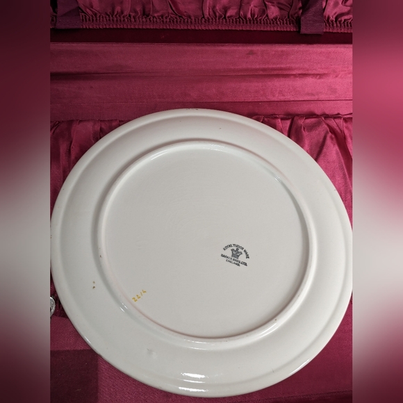 Vintage Cake Plate Royal Tudor Ware by Barker Bros. - Picture 5 of 5